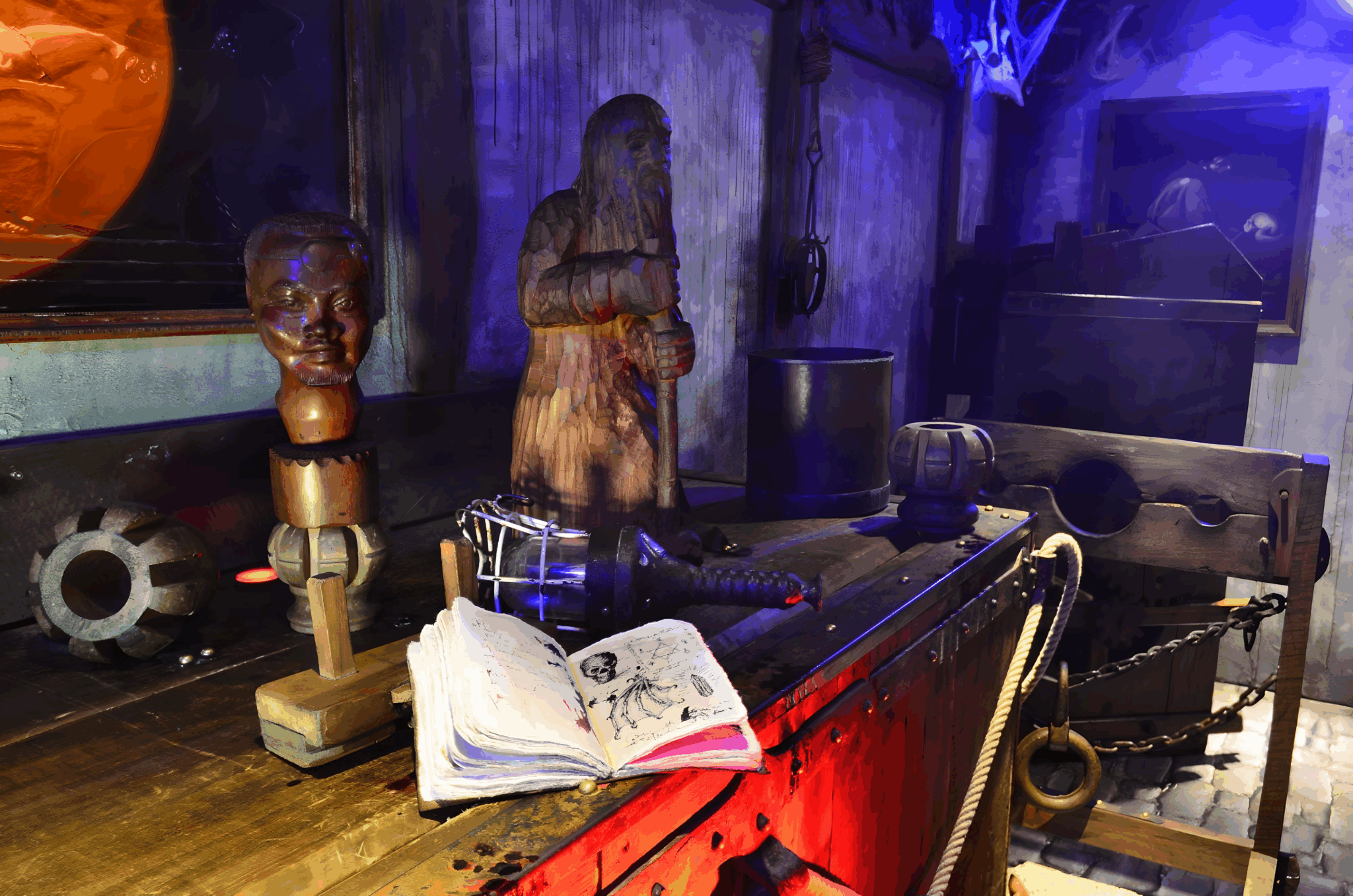 Salle de torture ancienne dans l’escape game Ultimate Sacrifice près d’Annecy